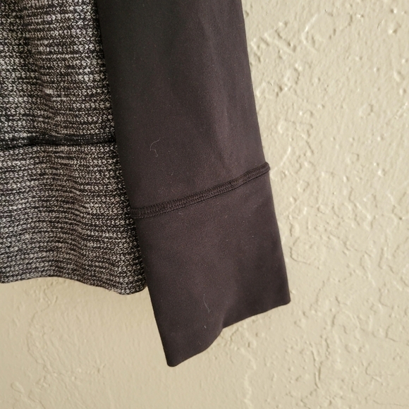 Lululemon Zip Up Jacket Size 6 - Picture 4 of 7